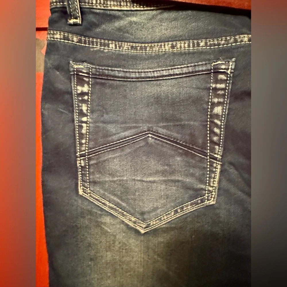 Armani Jeans Slim Straight in Navy and Light Beige - Picture 9 of 16